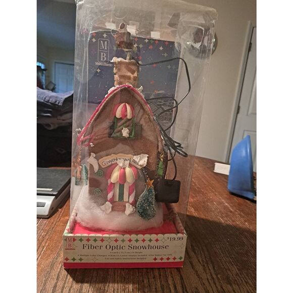 MerryBrite Fiber Optic Snow House Light Up Santa Reindeer Christmas Holiday 14" - Picture 12 of 12